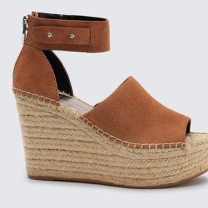 Dolce Vita tan wedges
